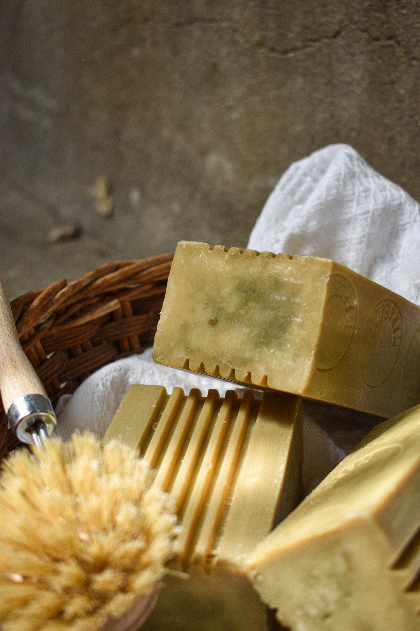 Imparfait Savon Détachant 300g - Ambiance - Savonnerie Fer à Cheval