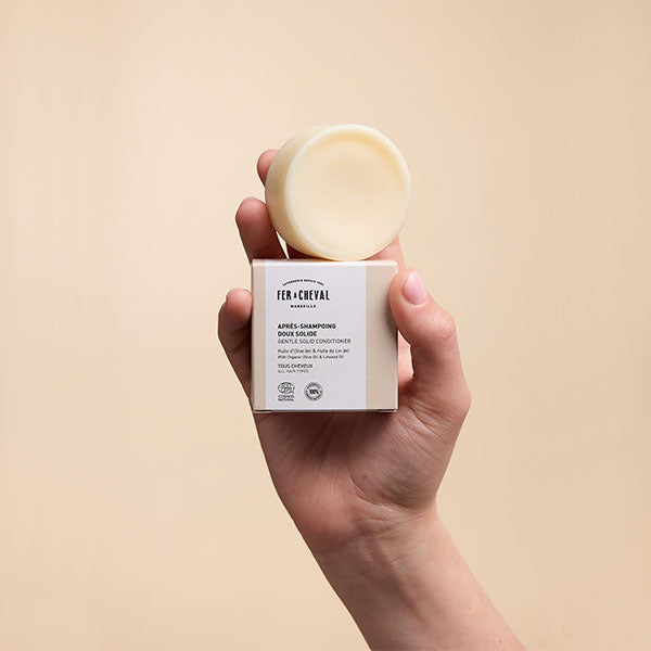 Après-Shampoing Doux Solide 45g - Ambiance2 - Savonnerie Fer à Cheval