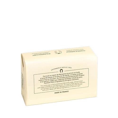 Savon Doux Parfumé Thé Blanc & Yuzu 125g - Ambiance3 - Savonnerie Fer à Cheval